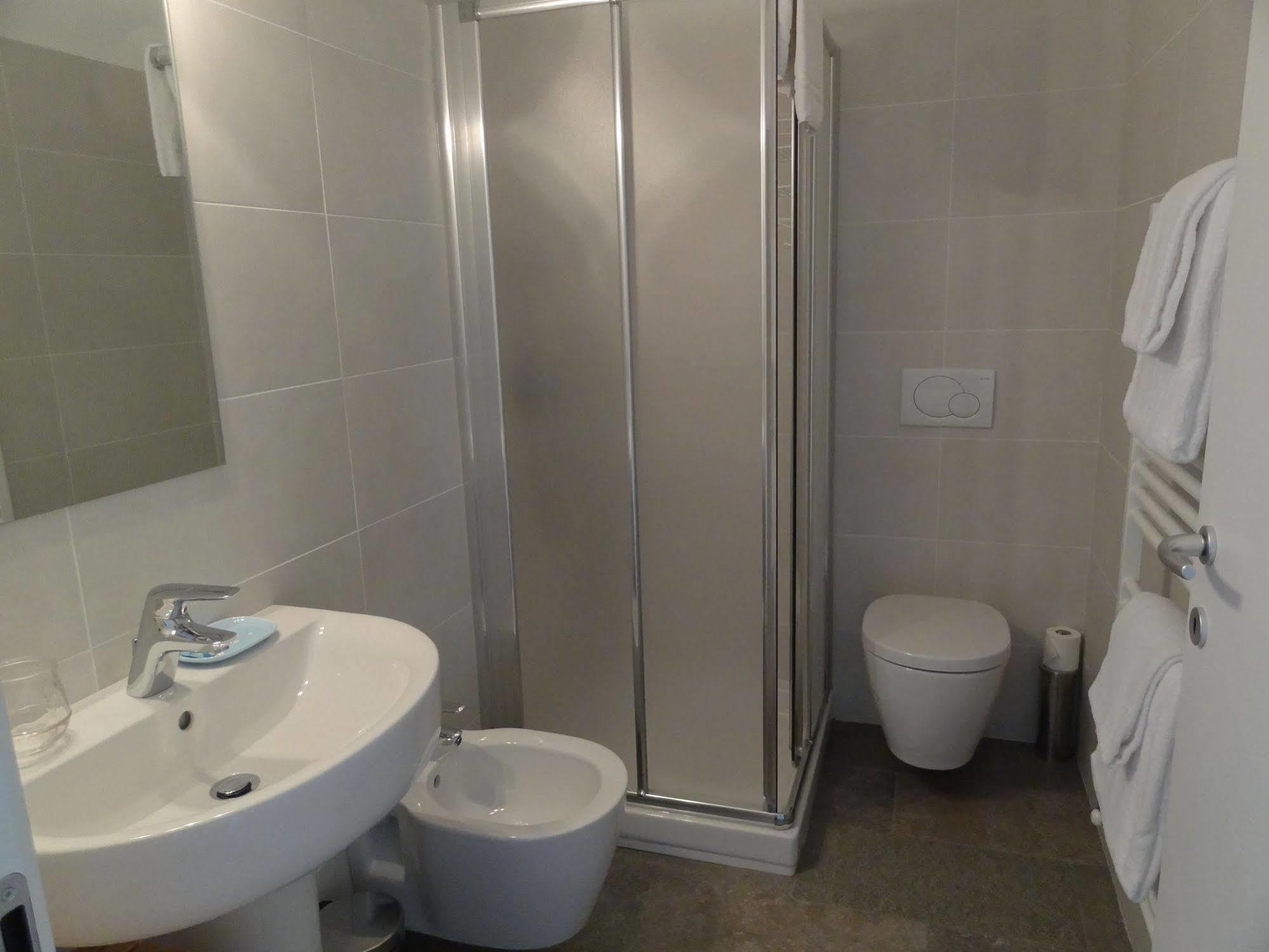 Helianthus Residence Cannero Riviera Εξωτερικό φωτογραφία